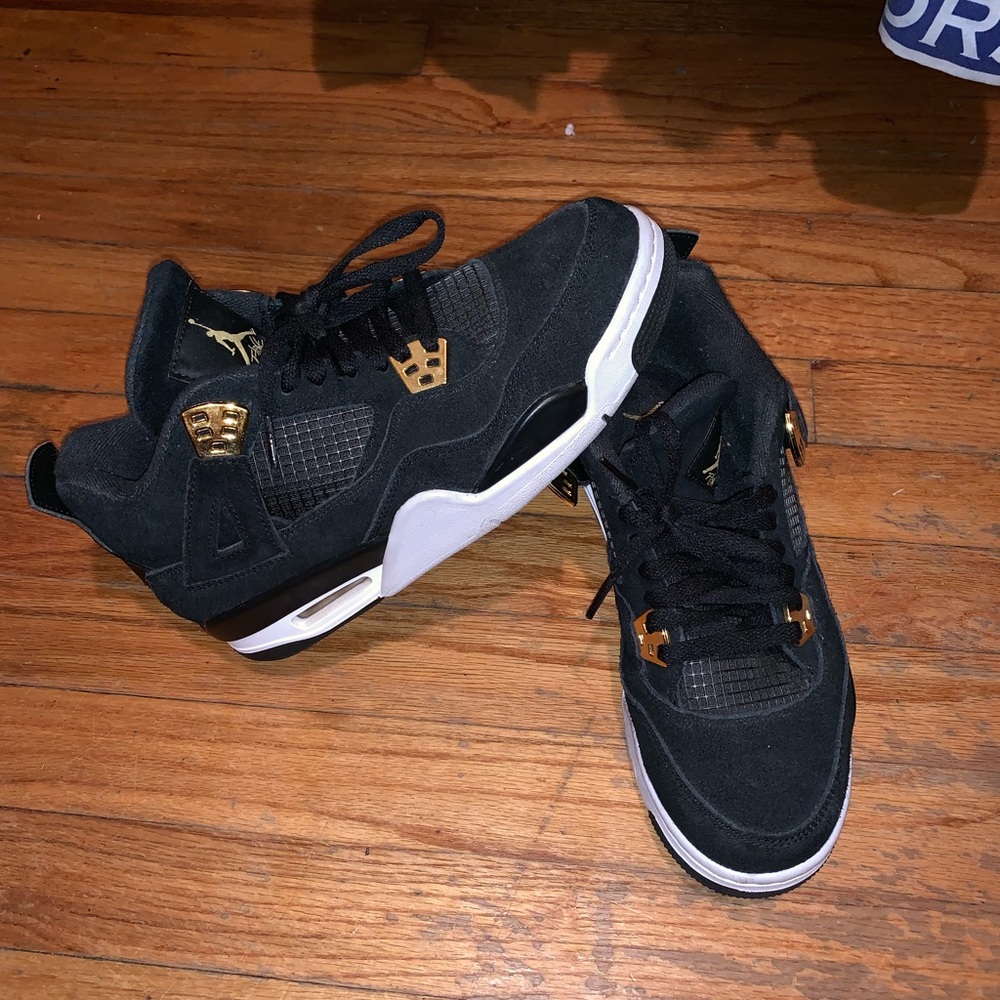 Jordan retro 4s royalty